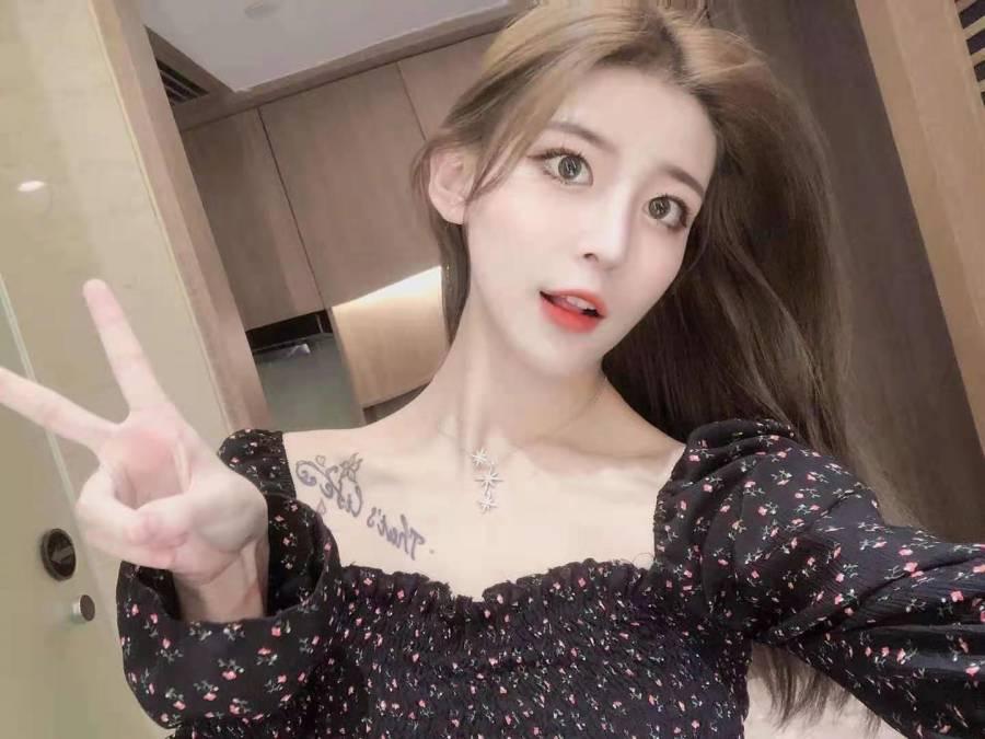 成都妹妹超敏感，夹得很爽